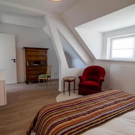 Grande Maison Design 10 Personnes * Nancy